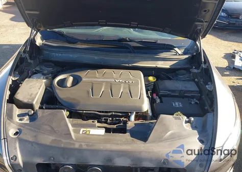 2015 Jeep Cherokee Limited из США, поврежденный, VIN 1C4PJMDS8FW688270